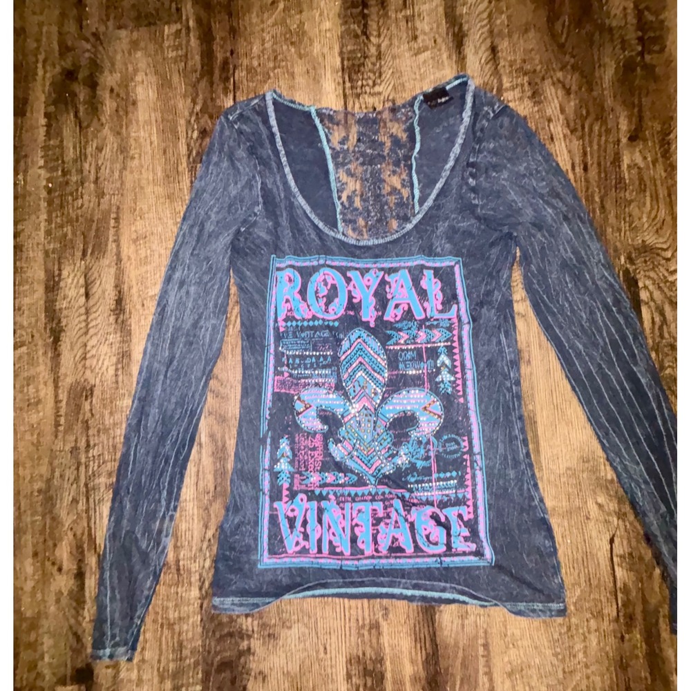 Daytrip Royal Vintage Fleur De Lis Lace Back Long Sleeve Top Acid Wash Blue L